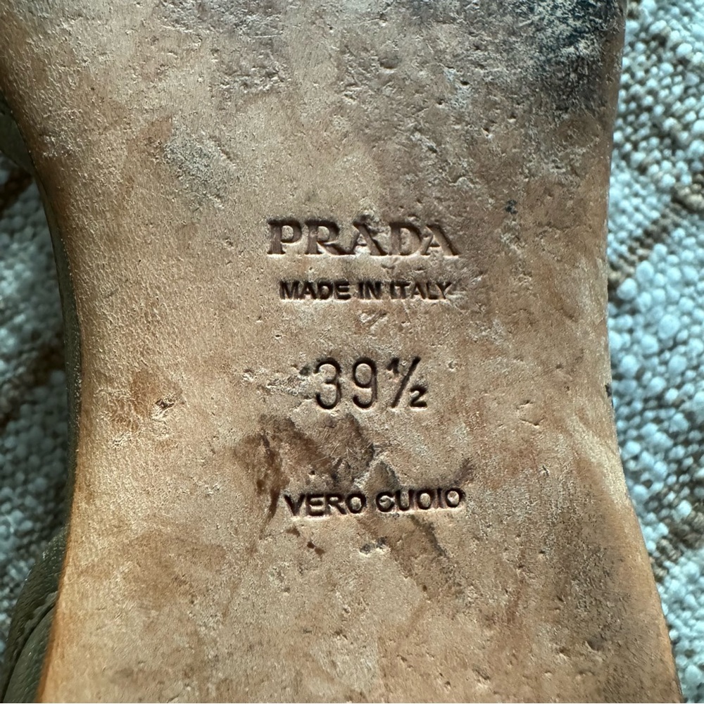 Prada Gold Leather D'Orsay Flats with Bow - Picture 10 of 10